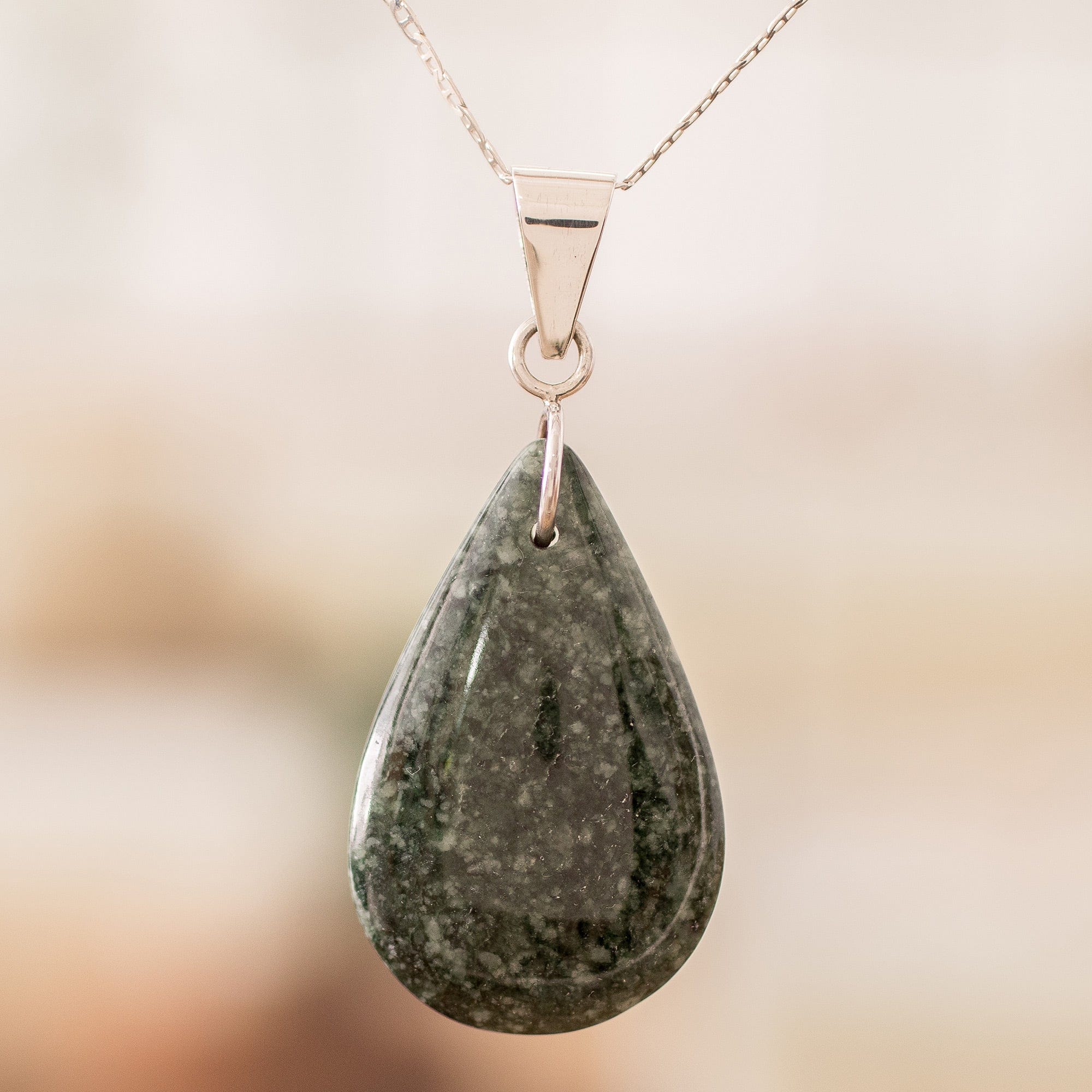 925 Silver Green & Black Jade Double-Sided Pendant Necklace - Dual-Color Shadow